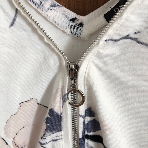 Dynamite shirt - Picture 3 of 4